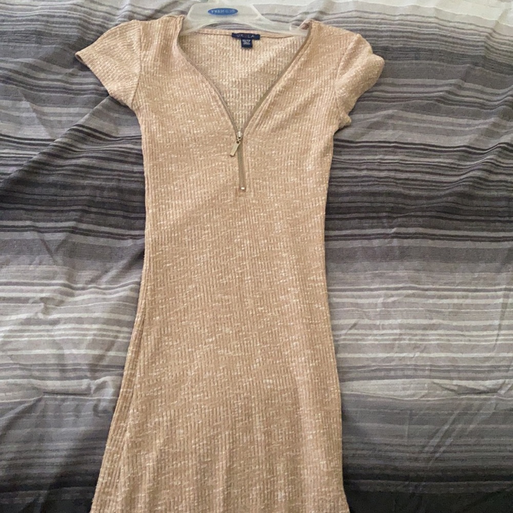 Mini Body Hugging Dress - Picture 3 of 3